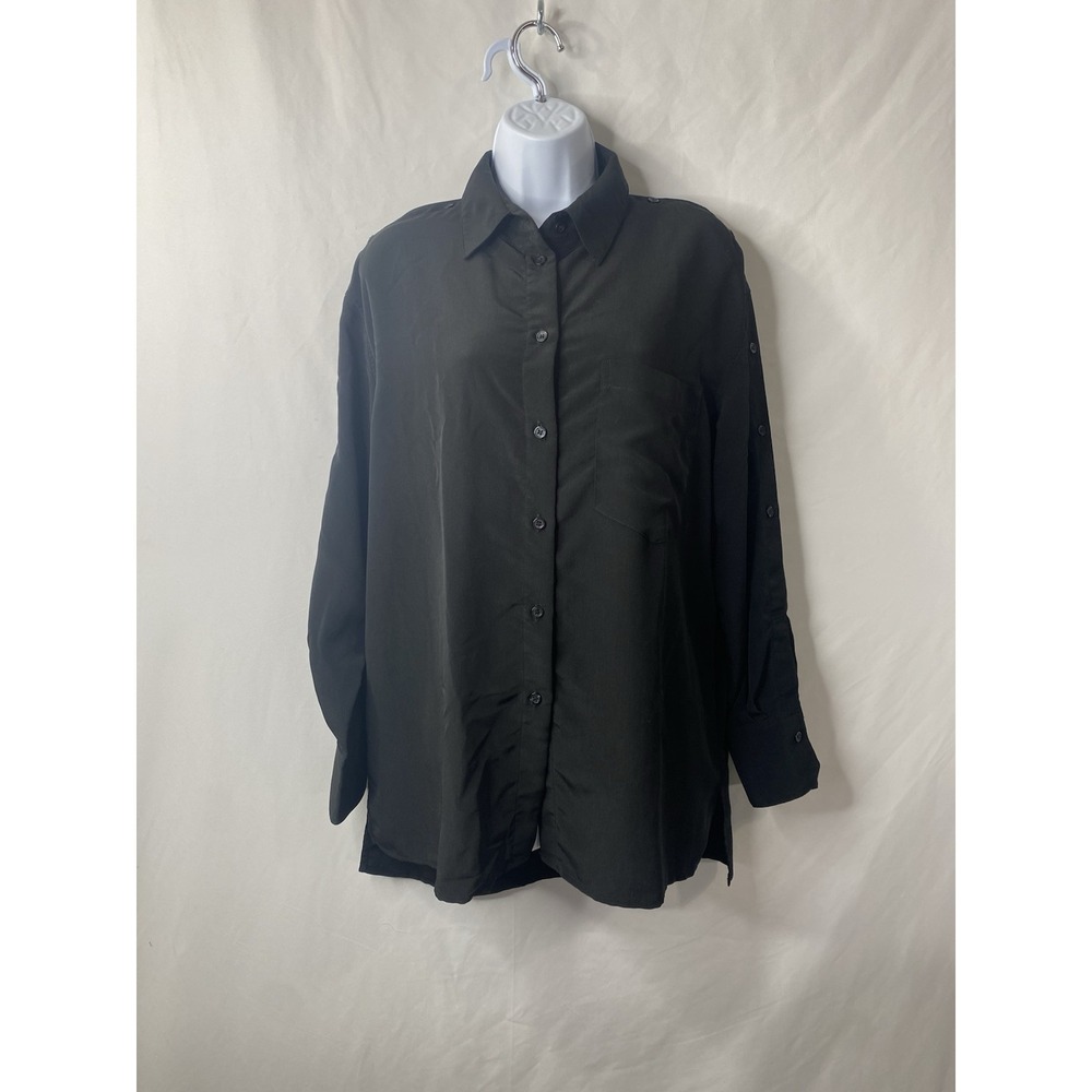 Dubgee by Whoopi Black Buttonup Shirt Size Medium Button Down Sleeve Career  Y2K